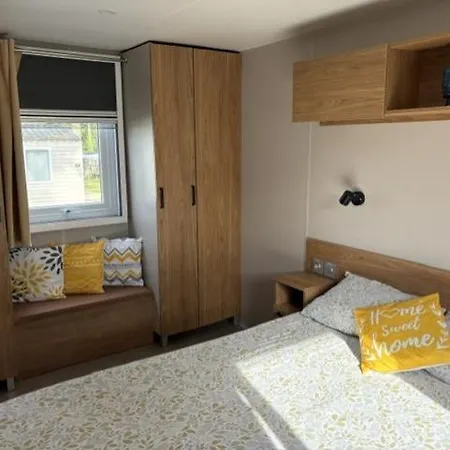 Mysavinahouse Mobilhome 4 A 6 Pers 4 Etoiles 別荘