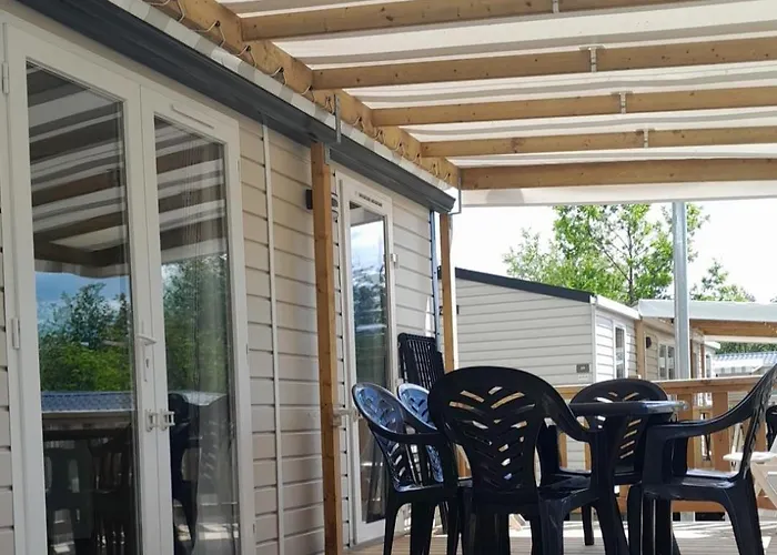 펜션 Mysavinahouse Mobilhome 4 A 6 Pers 4 Etoiles 피리악-쉬르-메르